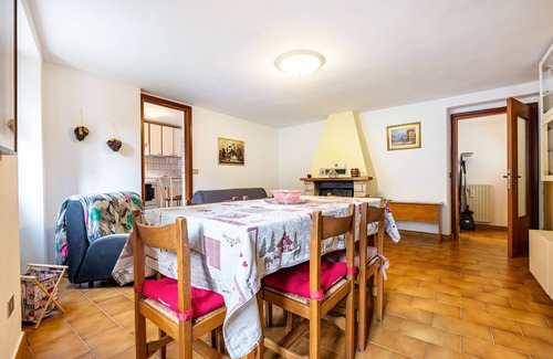 Vesio Apartamento | Apartamento 'Casa Luisa' con vistas a la montaña, jardín compartido y Wi-Fi