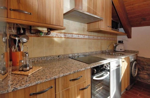 Borrastre Apartamento | Apartamento 'Cambolino' con vistas a la montaña, terraza privada y Wi-Fi