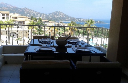 Cap Esterel Apartamento | estudio de 27m² con vistas al mar en el pueblo