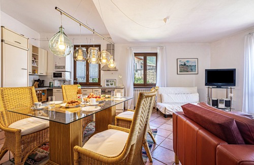 Aer Apartamento | Apartamento Capri' con vistas al lago, jardín y Wi-Fi