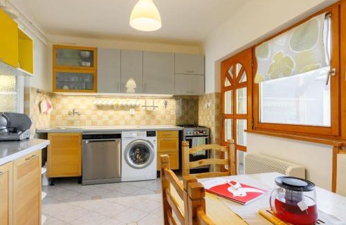 Balatonszemes Apartamento | Apartment Carlo by Interhome