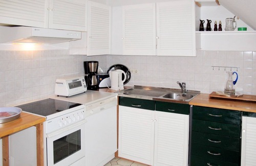 Godern Apartamento | Apartamento Carola by Interhome
