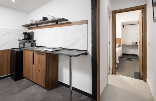 Almayate Bajo Apartamento | Apartamento 'Casa 2' con vistas a la playa, Wi-Fi y aire acondicionado