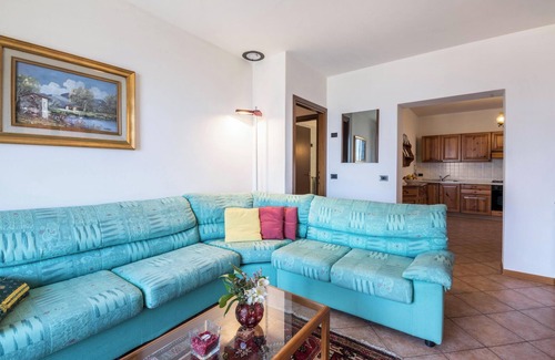 Tremosine Apartamento | Apartamento 'Casa Chiara' con vistas al lago, terraza privada y Wi-Fi
