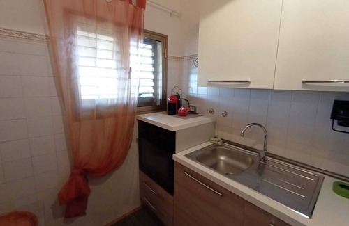 Tiriddo Apartamento | Apartamento "Casa Relax" con vistas a la montaña y al mar, jardín, Wi-Fi y terraza.