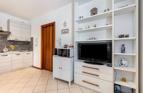Bussolengo Apartamento | Apartamento 'Casa Lilly' con jardín privado, Wi-Fi y aire acondicionado