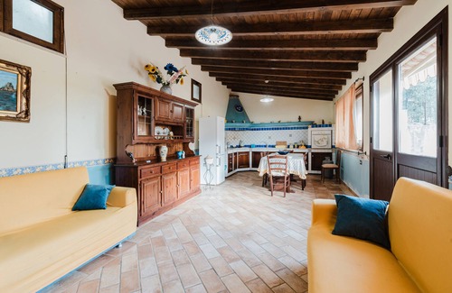 Borgetto Apartamento | Apartamento 'Casa Lucia Borgetto' con vistas al mar, Wi-Fi y aire acondicionado