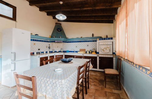 Borgetto Apartamento | Apartamento 'Casa Lucia Borgetto' con vistas al mar, Wi-Fi y aire acondicionado