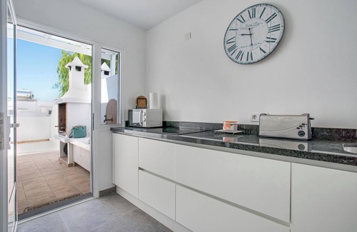 Playa del Cable Apartamento | Apartamento Casa Maria con piscina, Wi-Fi, terraza y jardín
