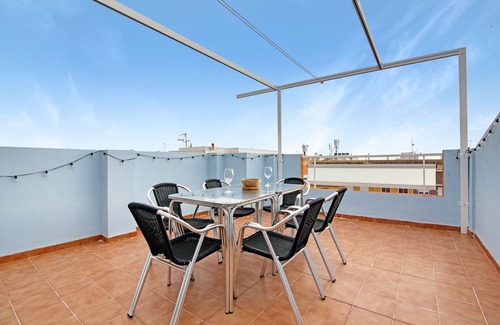 Chilches Apartamento | Apartamento 'Casa Pera' con terraza privada y Wi-Fi