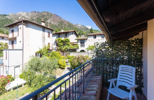 Vesio Apartamento | Apartamento 'Casa Rita App 2' con terraza compartida, jardín compartido y Wi-Fi