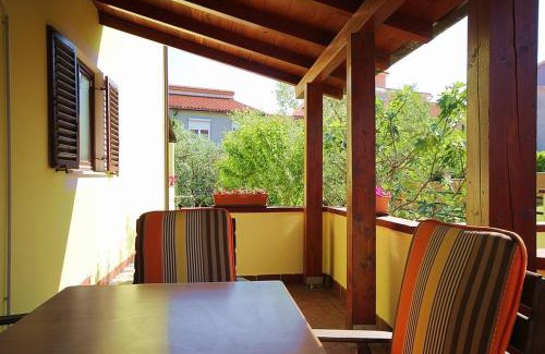 Pomer Apartamento | Apartment Casa Robi