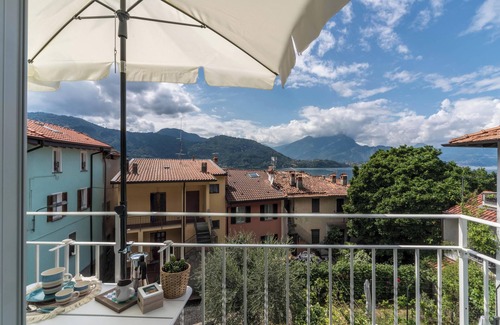 Lierna Apartamento | Casa Royale Appartamento Acqua con Wi-Fi, aire acondicionado y balcón