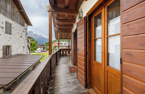 Vodo Cadore Apartamento | Apartamento 'Casa San Giovanni 1 A Vinigo' con vistas a la montaña, terraza privada y Wi-Fi