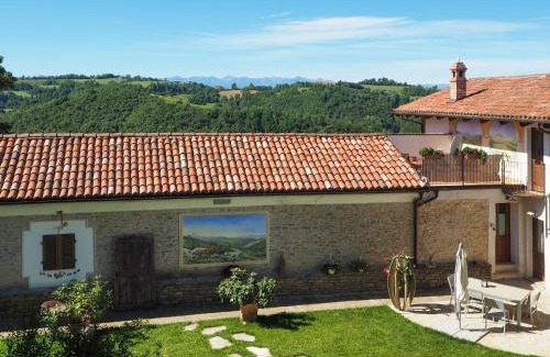 Bonvicino Apartamento | Apartment Casa Vacanza Cascina Lovera-2 by Interhome