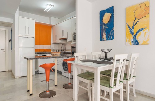 Castell de Ferro Apartamento | Apartamento 'Castell' con vistas al mar, Wi-Fi y aire acondicionado