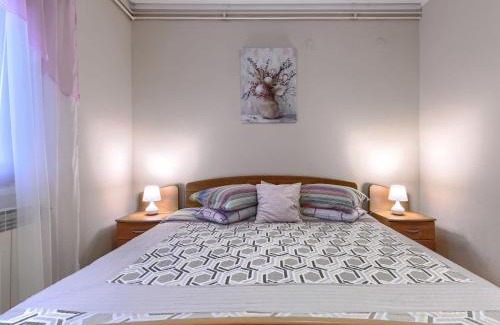 Sosici Apartamento | Apartment Cekić-2 by Interhome