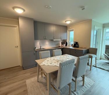 Storslett Apartamento | Apartment centrally located on Storslett!