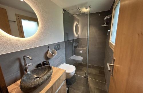 Engelberg Apartamento | Apartment Chalet Fluegärtli by Interhome