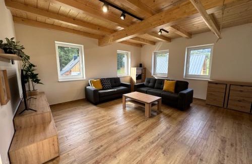 Smrzovka Apartamento | Apartment Chalupa 13ka - Horní apartmán by Interhome