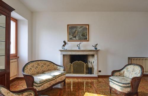 Dongo Apartamento | Apartment Charlie by Interhome