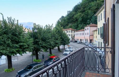 Dongo Apartamento | Apartment Charlie by Interhome
