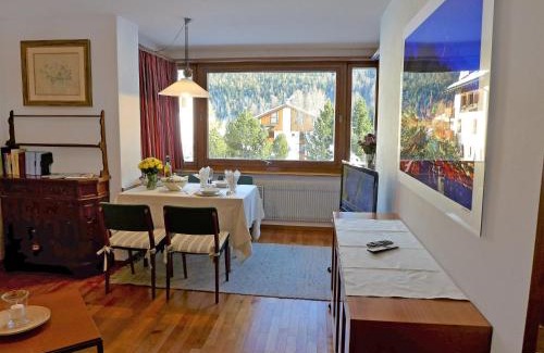 Sankt Moritz-Bad Apartamento | Apartment Chesa Arlas A1 by Interhome