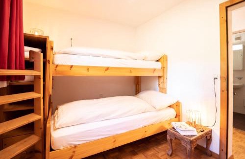Surlej Apartamento | Apartment Chesa Cresta by Interhome