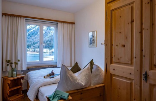 St. Moritz Apartamento | Apartment Chesa Sonnalpine B in St. Moritz - 3 persons, 1 bedrooms
