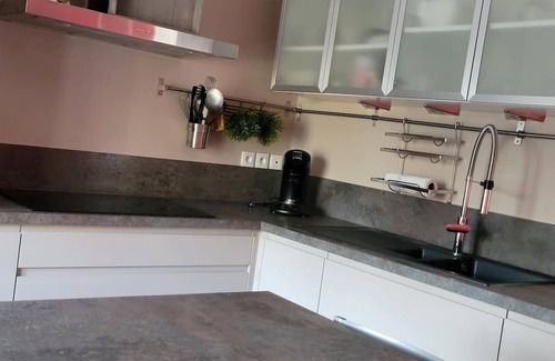 Sequedin Apartamento | Apartamento 'Chez Madame De Souter' con terraza privada, Wi-Fi y aire acondicionado