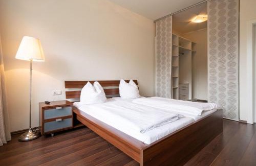 Eben im Pongau Apartamento | Apartment Christine EG by Interhome
