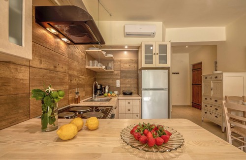 Livadia Apartamento | Apartment Chrysi - Apartamento de lujo con vistas al mar y al valle