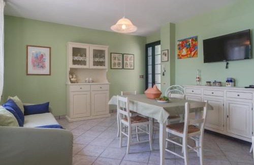 Marina di Andrano Apartamento | Apartment Cicala by Interhome
