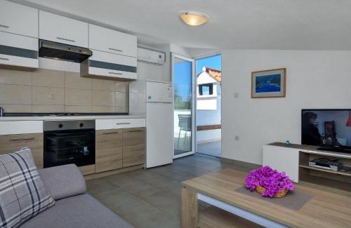 Pokrivenik Apartamento | Apartment Cico-9 by Interhome