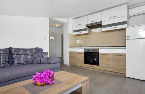 Pokrivenik Apartamento | Apartment Cico-9 by Interhome