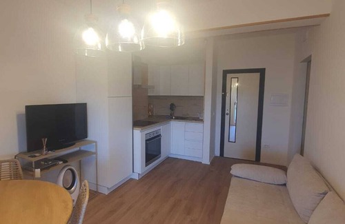 Porto Recanati Apartamento | Apartamento 'Civico 316 con Piscina' con piscina compartida, Wi-Fi y aire acondicionado