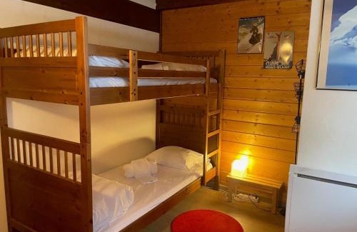 Argentiere Apartamento | Apartment Clos du Chantey Moury by Interhome