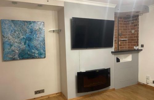Harborne Apartamento | APARTMENT CLOSE TO BIRMINGHAM WITH FREE PARKING AND FREE WiFi