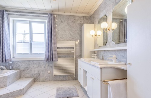 Woergl Apartamento | Apartment close to the city centre with terrace
