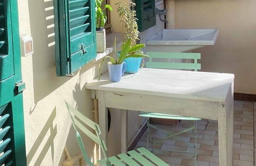 Piombino Apartamento | Apartamento 'Corbusier' con balcón