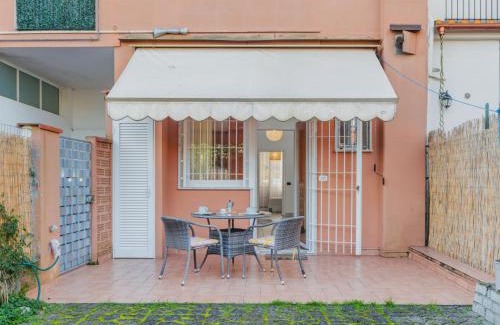 Marina di Carrara Apartamento | Apartment Cristina by Interhome