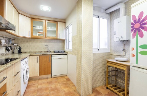 Sant Antoni Apartamento | Apartamento 'Cristina Center' con balcón, Wi-Fi y aire acondicionado