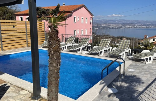 Opatija Casa | Apartment Croatia with private pool