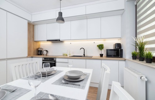 Grzegorzki Apartamento | Apartment Cystersow Cracow by Renters