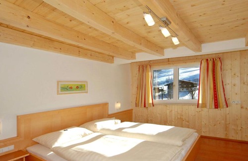 Forstau Apartamento | Apartment Dahoam-2 by Interhome