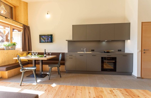 Fie allo Sciliar Apartamento | Apartamento "Daimlhof Ferienwohnung Lärchenzweig" con vistas a la montaña, jardín, balcón y Wi-Fi