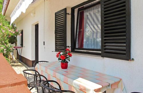 Vratarusa Apartamento | Apartment Dalibor-1 by Interhome