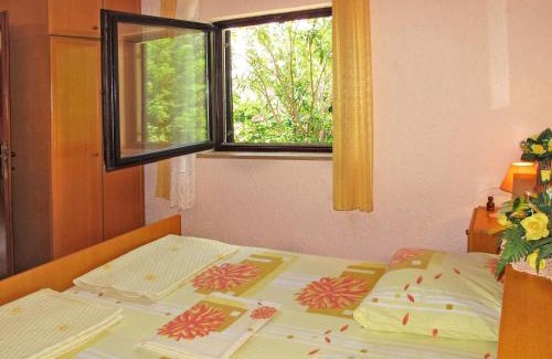 Vratarusa Apartamento | Apartment Dalibor-1 by Interhome