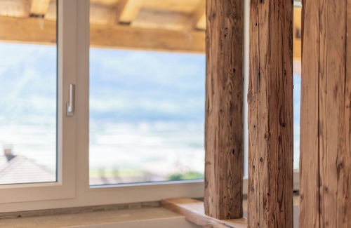 Tramin Apartamento | Apartamento 'Das Hubertus Suite Hubertus' con vistas a la montaña, sauna y aire acondicionado
