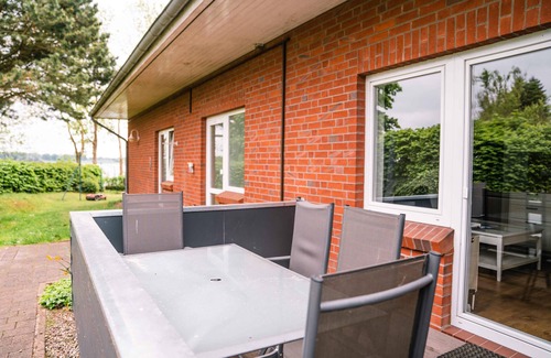 Rabenkirchen-Faulueck Apartamento | Apartment 14 in the apartment house Schleiblick EG
